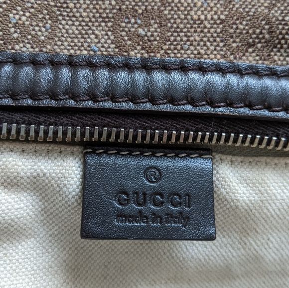 GUCCI GG MONOGRAM HAND CROSSBODY BAG - Picture 4 of 15